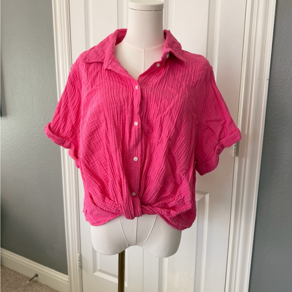 Universal Thread Fuchsia Button-Down Shirt